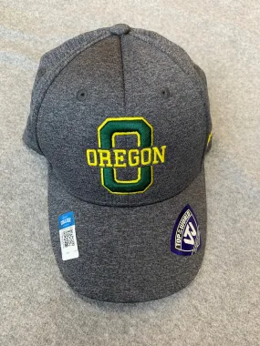 Gray Oregon Ducks Hat With Yellow O