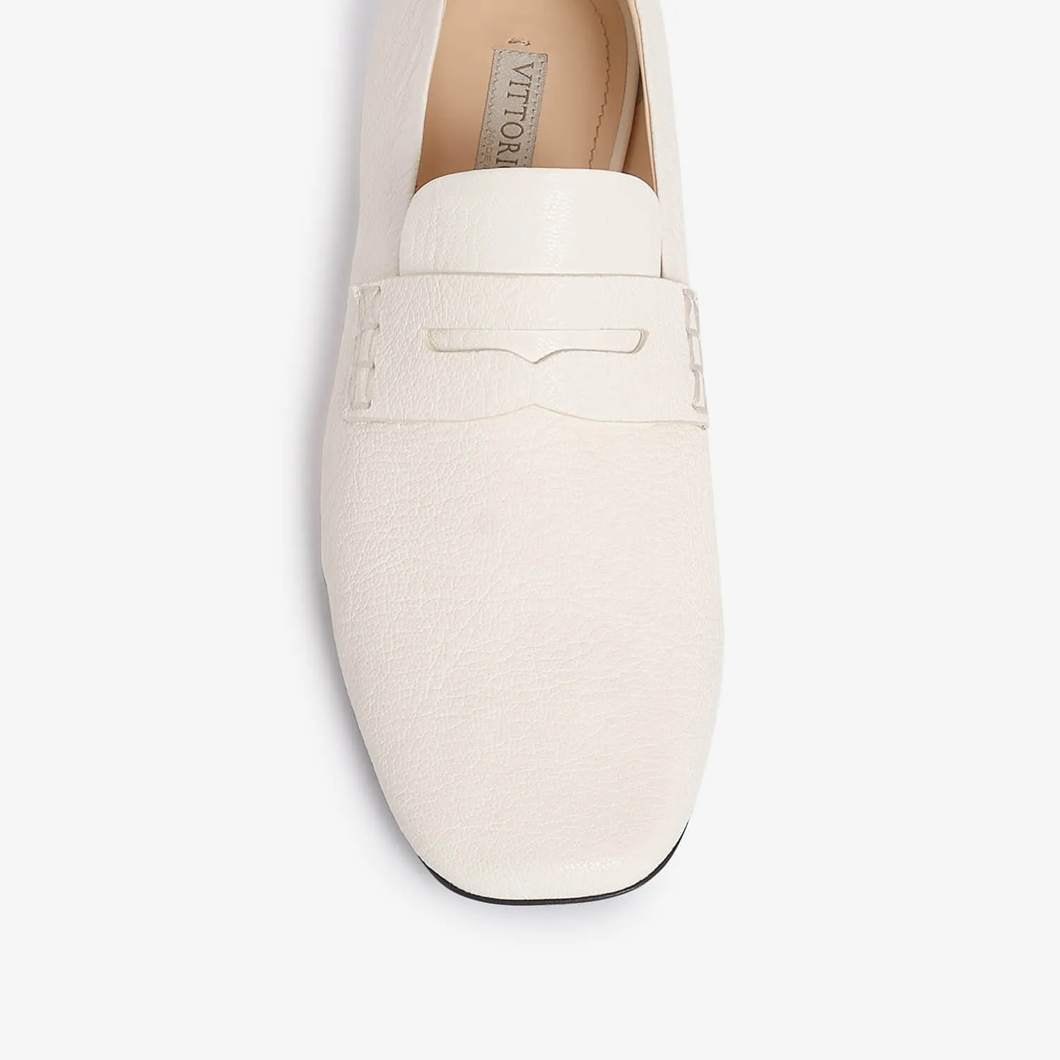 Women's leather loafer